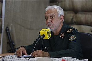 هنرمندان باید راه شهدا را سرلوحه کار خود قرار دهند