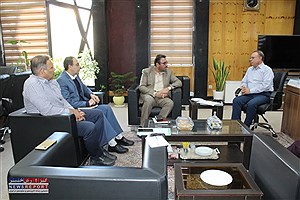 دیدار مسئول اداره کل پست استان فارس با رئیس سازمان برنامه ریزی