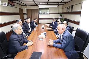 دیدار رئیس دانشگاه علوم پزشکی شیراز با مدیر شعب بانک کشاورزی استان فارس