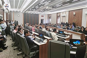 نشست همدلانه کارمندان و مدیران برق منطقه‌ای فارس برای بررسی مسائل حقوقی و مزایای شغلی