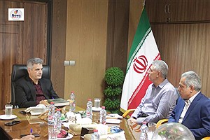 معلمی که درگیر مشکلات مسکن و معیشت است چه انتظاری از آن می‌رود که فرزندان ما را تعلیم دهد