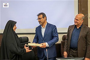 سیده زکیه سجادی سکان فَرهنگ و هُنر شهرستان لامرد را به دست گرفت