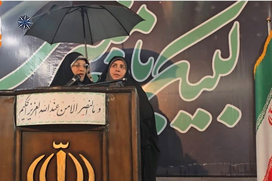 مردم ایران ابرقدرت ها را شکست دادند/ قدرت موشکی و تنگه هرمز در اختیار ماست